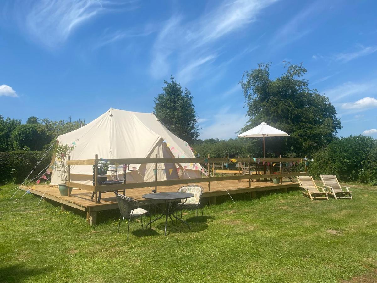 Hope Cottage Bell Tent Retreat แอชบอร์น ภายนอก รูปภาพ