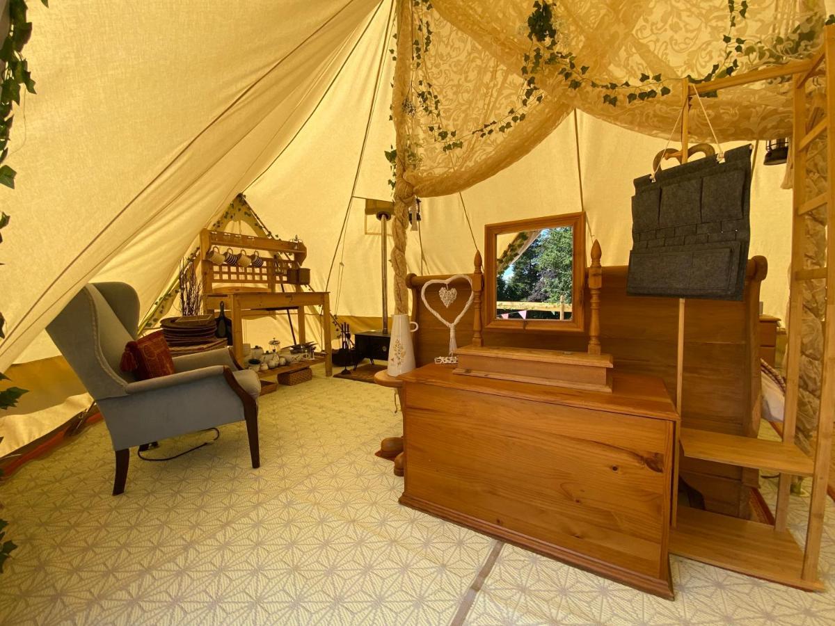 Hope Cottage Bell Tent Retreat แอชบอร์น ภายนอก รูปภาพ