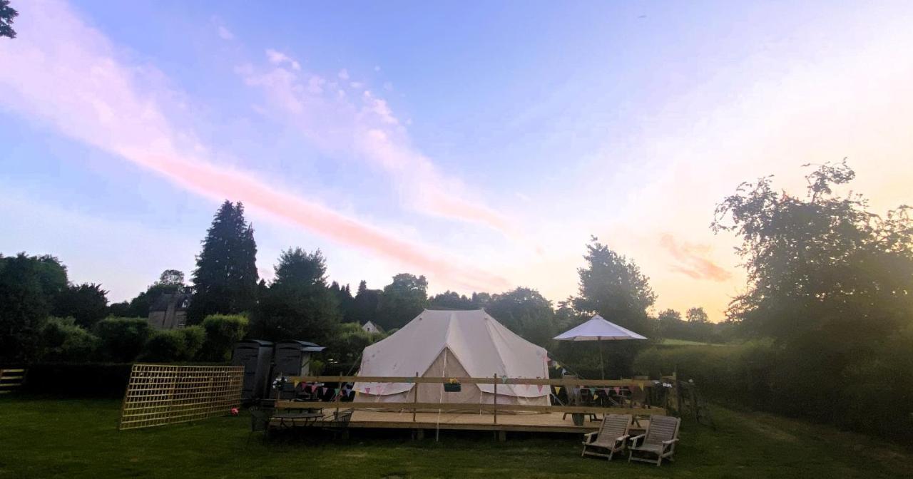 Hope Cottage Bell Tent Retreat แอชบอร์น ภายนอก รูปภาพ