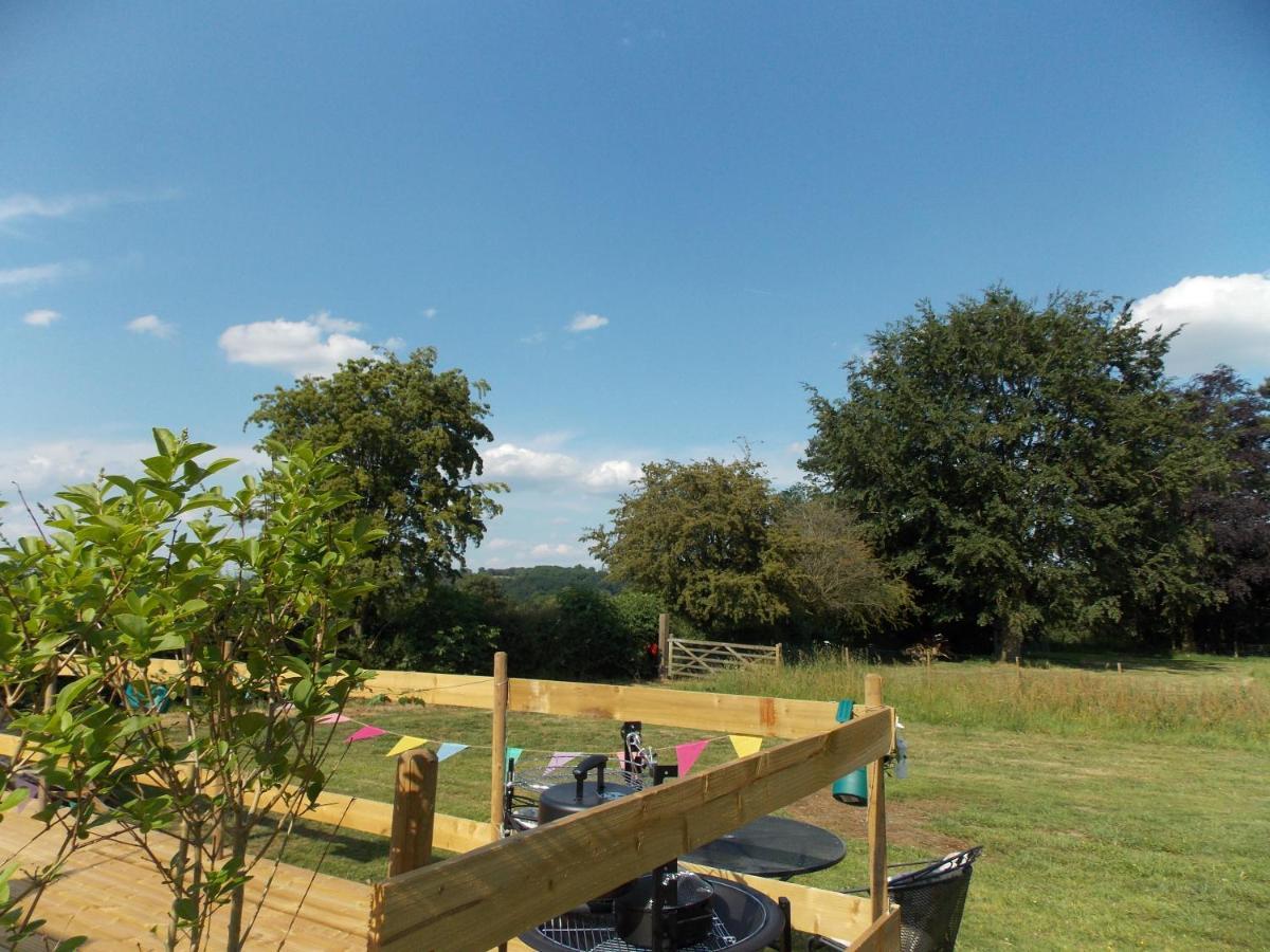 Hope Cottage Bell Tent Retreat แอชบอร์น ภายนอก รูปภาพ