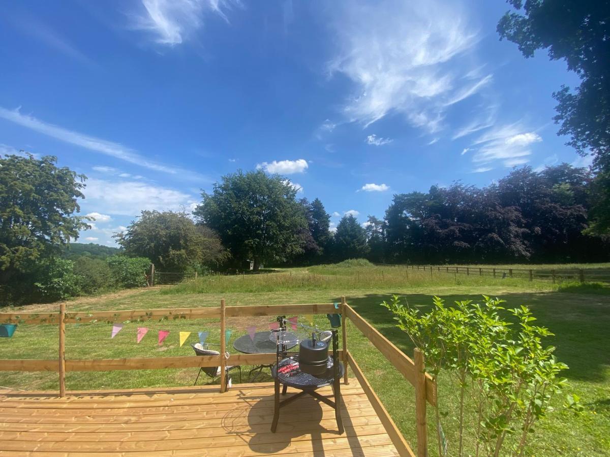 Hope Cottage Bell Tent Retreat แอชบอร์น ภายนอก รูปภาพ